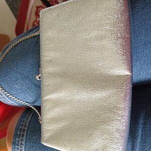 Vintage Harry Levine HL metallic silver drop chain clutch kiss clasp estate find